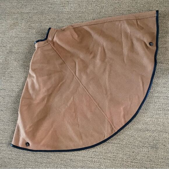 NWT (Small Flaw) J McLaughlin $345 Camel / Gray Wool Reversible Sawyer Cape XS-S - Picture 5 of 16